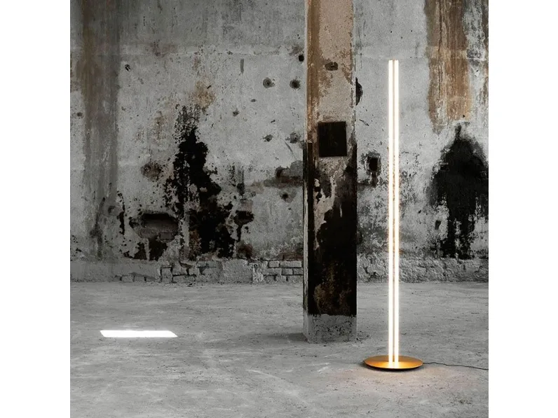 Lampada da terra Coordinates floor Flos a prezzo scontato 