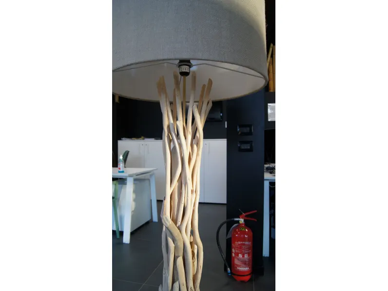 Da terra stile Etnico Lampada a piantana drift wood Ideal lux in offerta