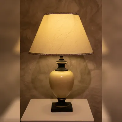 Lampada da tavolo Grande arredo con SCONTO IMPERDIBILE