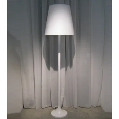 Acquista la Lampada da Terra Fontana Arte Lumen Art. 2482! Stile Moderno a prezzi Outlet!