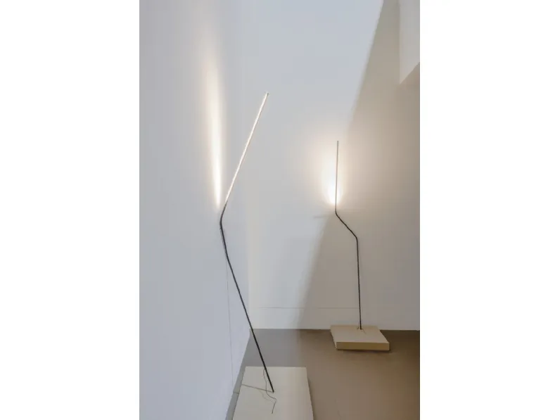Lampada da terra Neo lampada da terra led nemo  Artigianale con uno sconto esclusivo