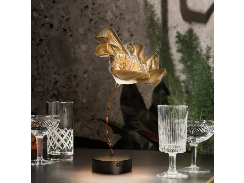 Lampada da tavolo Lafleur Slamp in Offerta Outlet. Un must per arredatori!