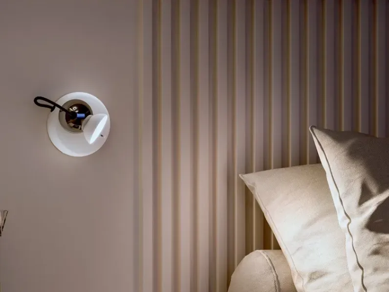 Da parete applique Linea light con SCONTO IMPERDIBILE