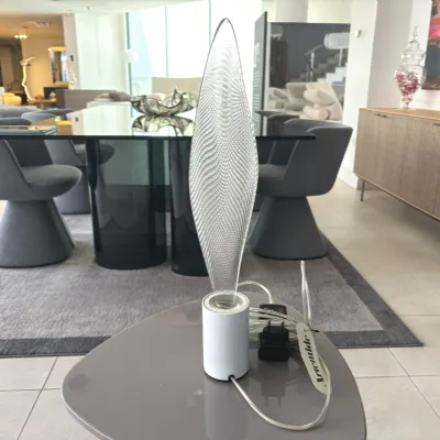 Da tavolo Cosmic leaf Artemide a prezzo scontato 
