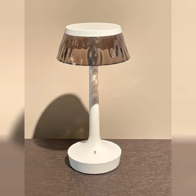 Da tavolo in plastica Bonjour unplugged Flos in Offerta Outlet