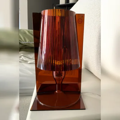 Da tavolo in plastica Take Kartell a prezzo Outlet