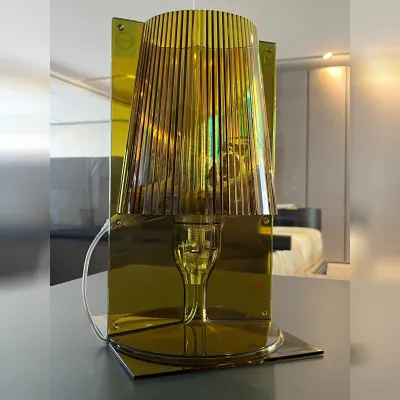 Da tavolo stile Design Take Kartell in saldo
