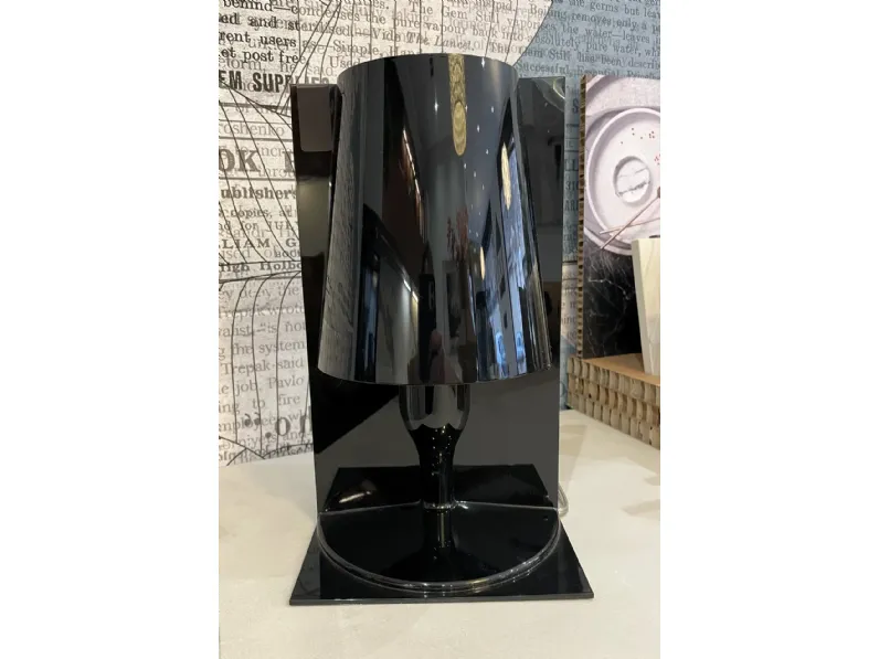 Da tavolo Kartell Take Nero con forte sconto