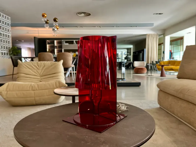 Da tavolo Take Kartell con un ribasso esclusivo