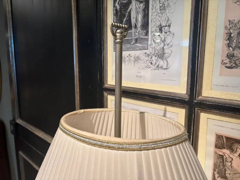 Da tavolo Collezione esclusiva Lampada classica  stile Classica a prezzi convenienti