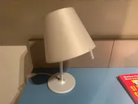 Da tavolo Melampo Artemide in Offerta Outlet 
