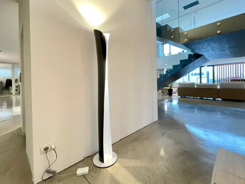 Da terra Cadmo Artemide a prezzo scontato 