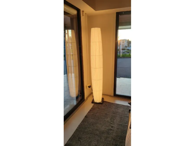 Da terra Colonna floor 190 Dcw a prezzo scontato 