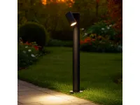 Da terra in metallo Palo con luce orientabile gea luce Collezione esclusiva a prezzo scontato