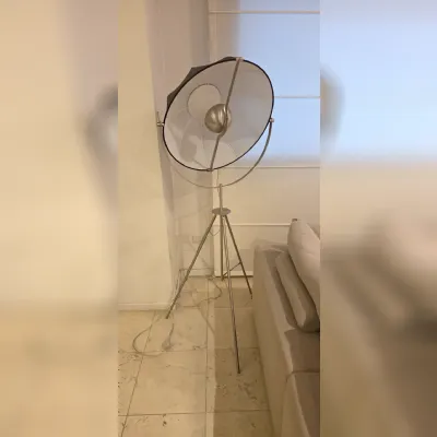 Da terra Lampada terra tipo regista tela nera  Irilux in Offerta Outlet 