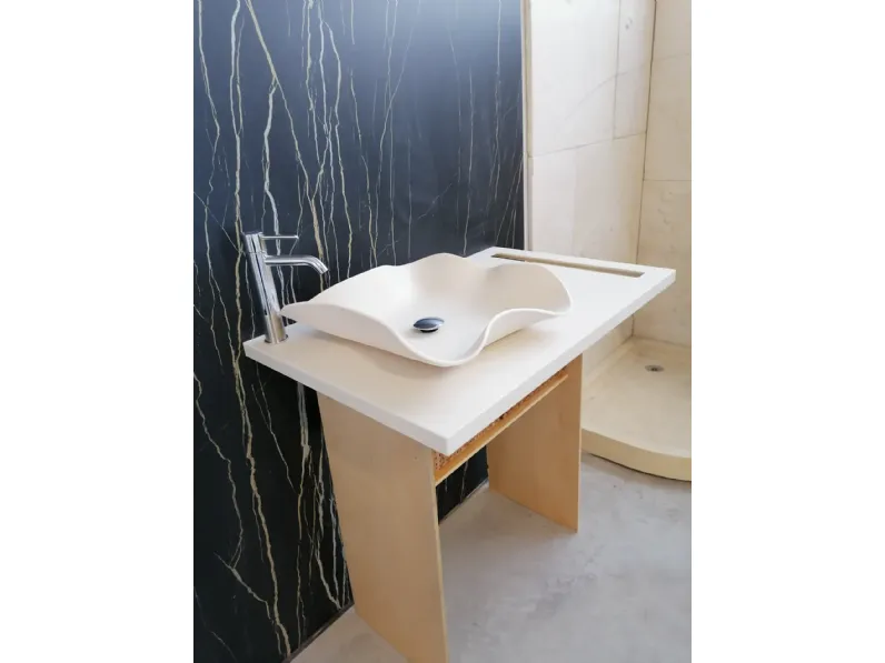 Lavabo scontato modello Fazzoletto square Mya design per il bagno di casa