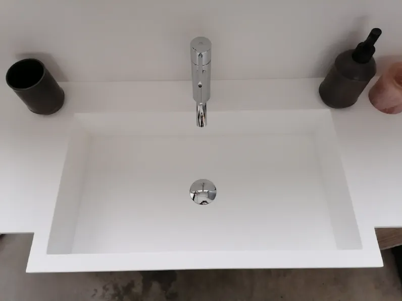 Lavabo in Solid surface modello Lavabetto a marchio Mya design a prezzi outlet
