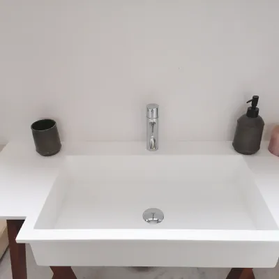Lavabo per la stanza del benessere a marchio Mya design Lavabetto a prezzi outlet