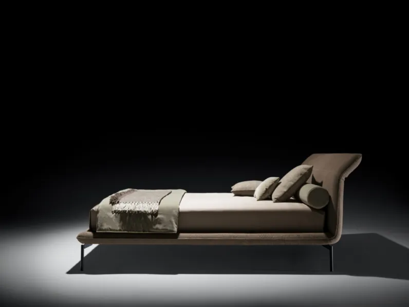 Letto matrimoniale design Elle Twils a prezzo ribassato