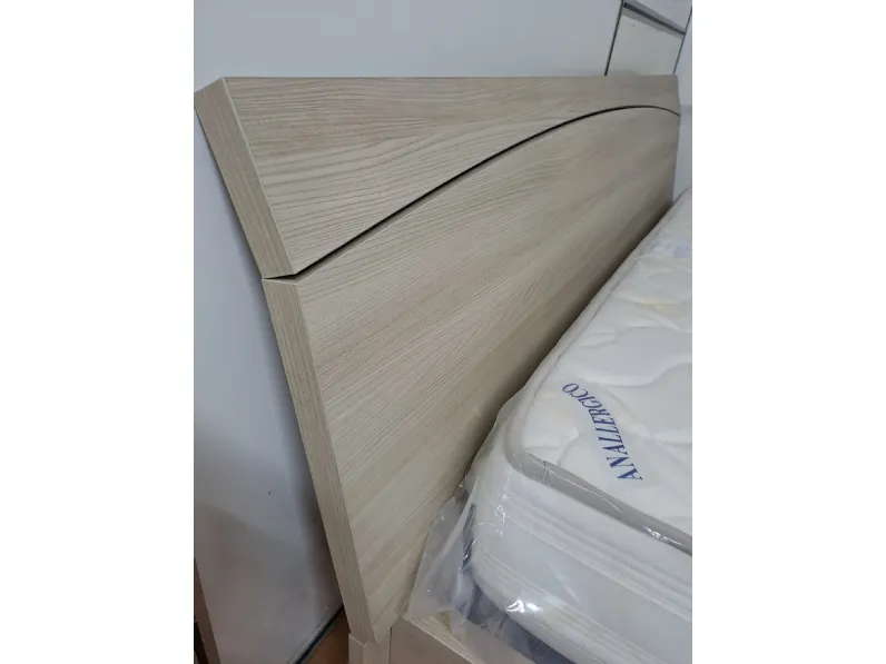 Approfitta dello sconto 21% sul letto Moon led di S75