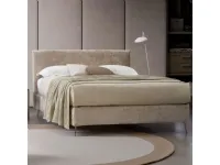 Letto imbottito modello Arata di Rosini scontato 30%