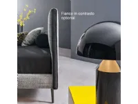 Letto imbottito modello Dread di Twils scontato 30%