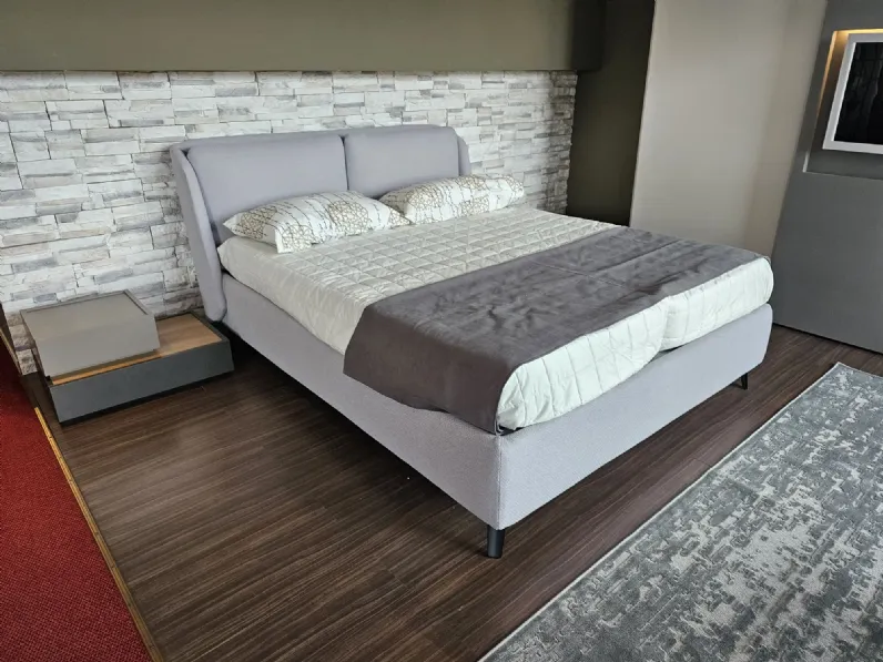 Letto matrimoniale moderno Hello Noctis a prezzo scontato