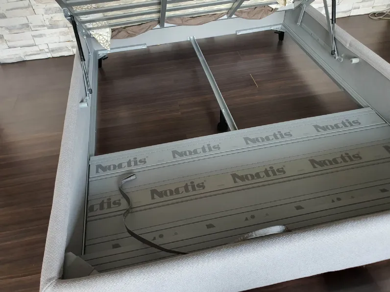 Letto matrimoniale moderno Hello Noctis a prezzo scontato