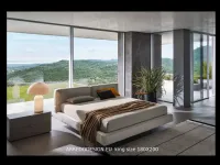 Letto design con piedini Academy Twils a prezzo ribassato