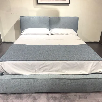 Letto moderno Adele Gamma con un ribasso del 32%