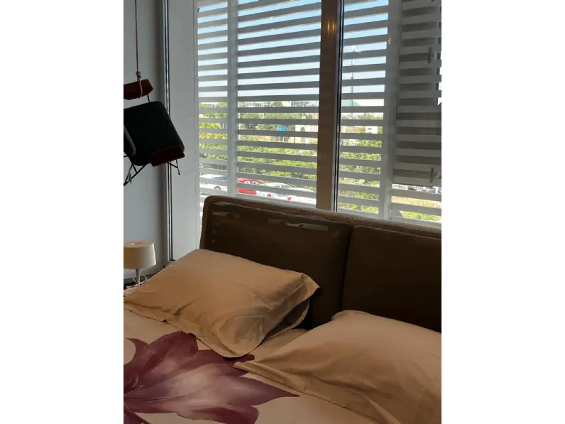 Letto Aldgatedi Molteni & c scontato del 25%