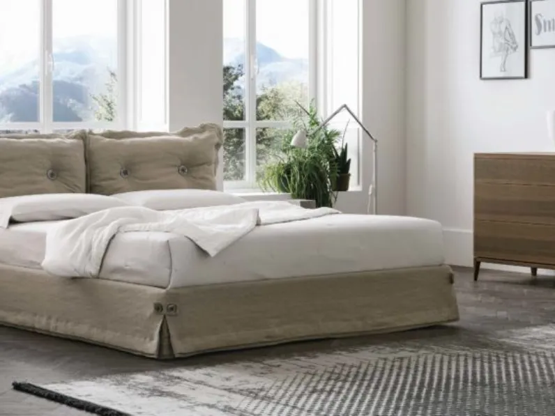 Letto imbottito con giroletto Amami�Tomasella�a prezzo scontato