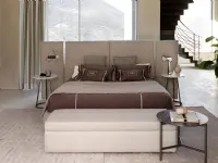 Letto imbottito modello Angle: richiedi ora il prezzo 