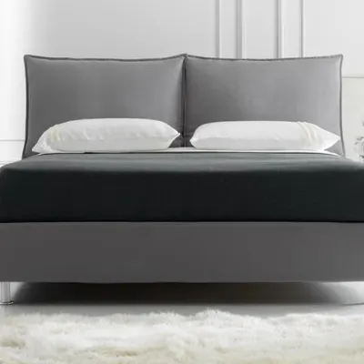 Letto matrimoniale Aria Mottes selection con contenitore a prezzo scontato.