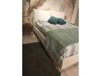 Letto imbottito modello Arty di Samoa scontato 50%