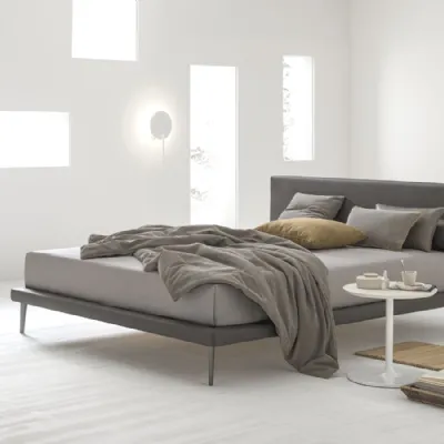 Letto moderno con piedini Aspen V&nice a prezzo scontato