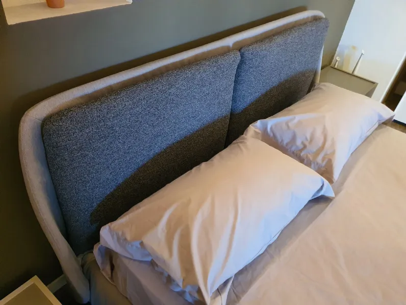 Letto moderno Bend grigio Ditre italia con un ribasso esclusivo