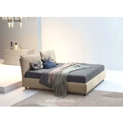 Letto imbottito modello Blanca di Twils scontato 30%