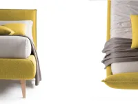 Letto moderno con gambe Bob * Noctis a prezzo ribassato