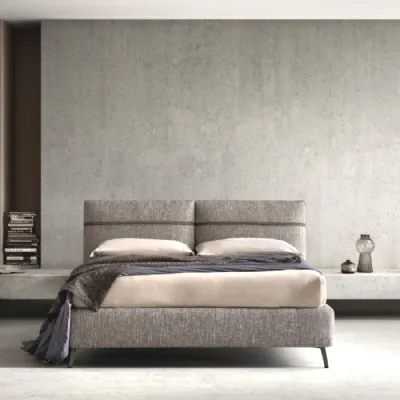 Letto design con piedini Chop Bside a prezzo scontato