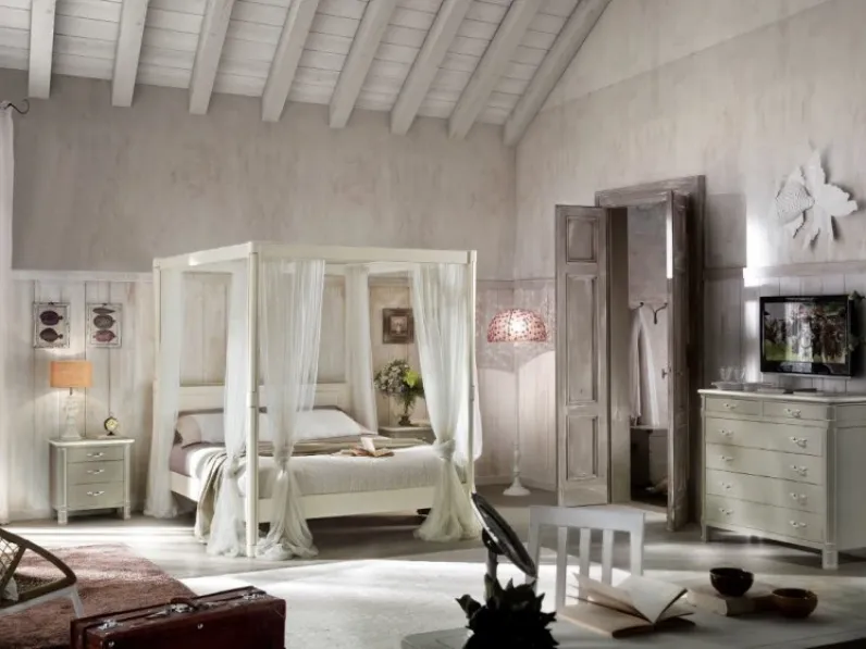 Letto matrimoniale a baldacchino Letto a baldacchino  Artigianale a prezzo scontato