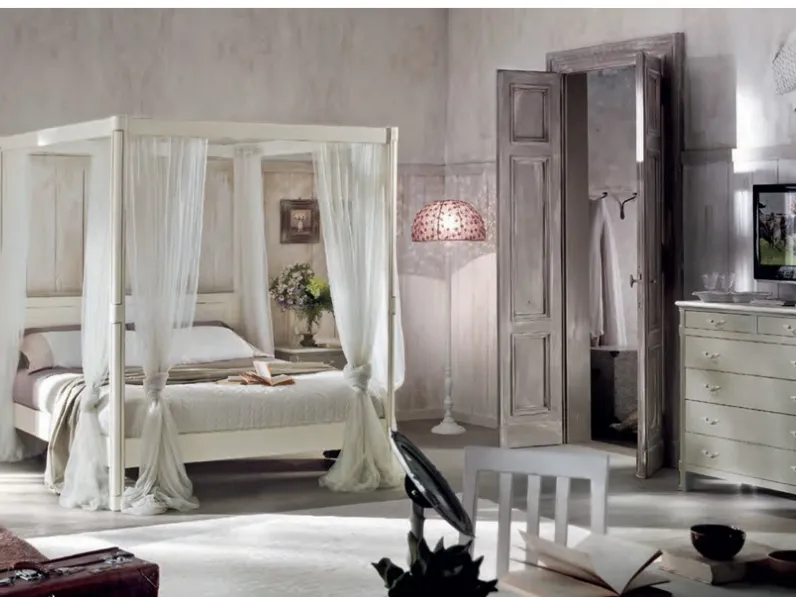 Letto matrimoniale a baldacchino Letto a baldacchino  Artigianale a prezzo scontato