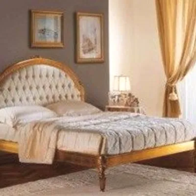 Letto classico con gambe Bagutta Artigianale a prezzo ribassato