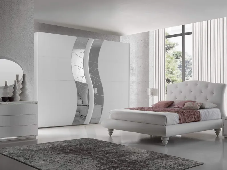 Letto classico con giroletto Virgo Artigianale a prezzo ribassato
