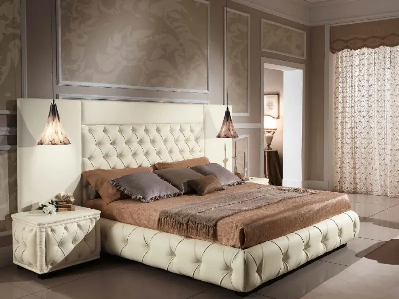 Letto classico con contenitore Letto imperiale pelle luxury italia Md work a prezzo ribassato