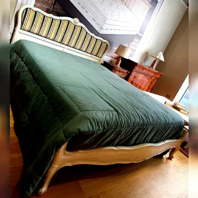 Approfitta dello sconto 70% sul letto Letto noce intaglio di Artigianale