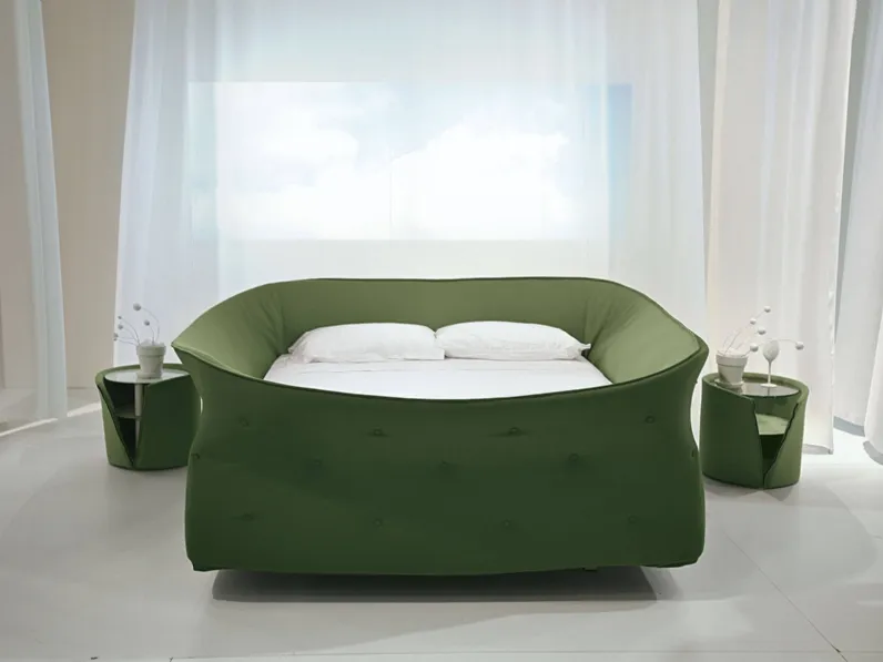 Letto design con giroletto Colletto  Lago a prezzo scontato