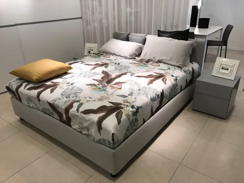 letto flou Notturno contenitore esposizione