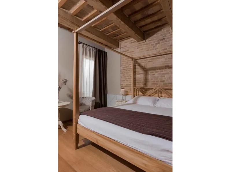 Letto in legno a baldacchino Country- chic in teak massello Outlet etnico a prezzo ribassato
