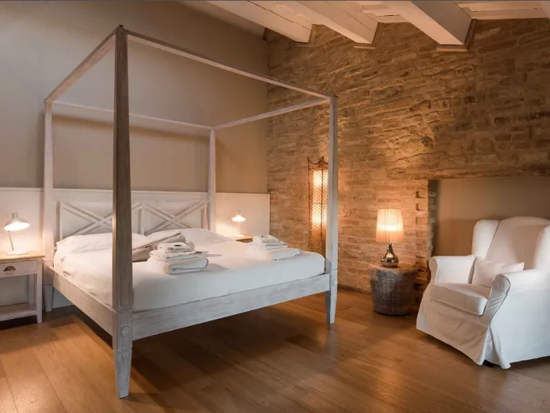 Letto in legno a baldacchino Country- chic in teak massello Outlet etnico a prezzo ribassato